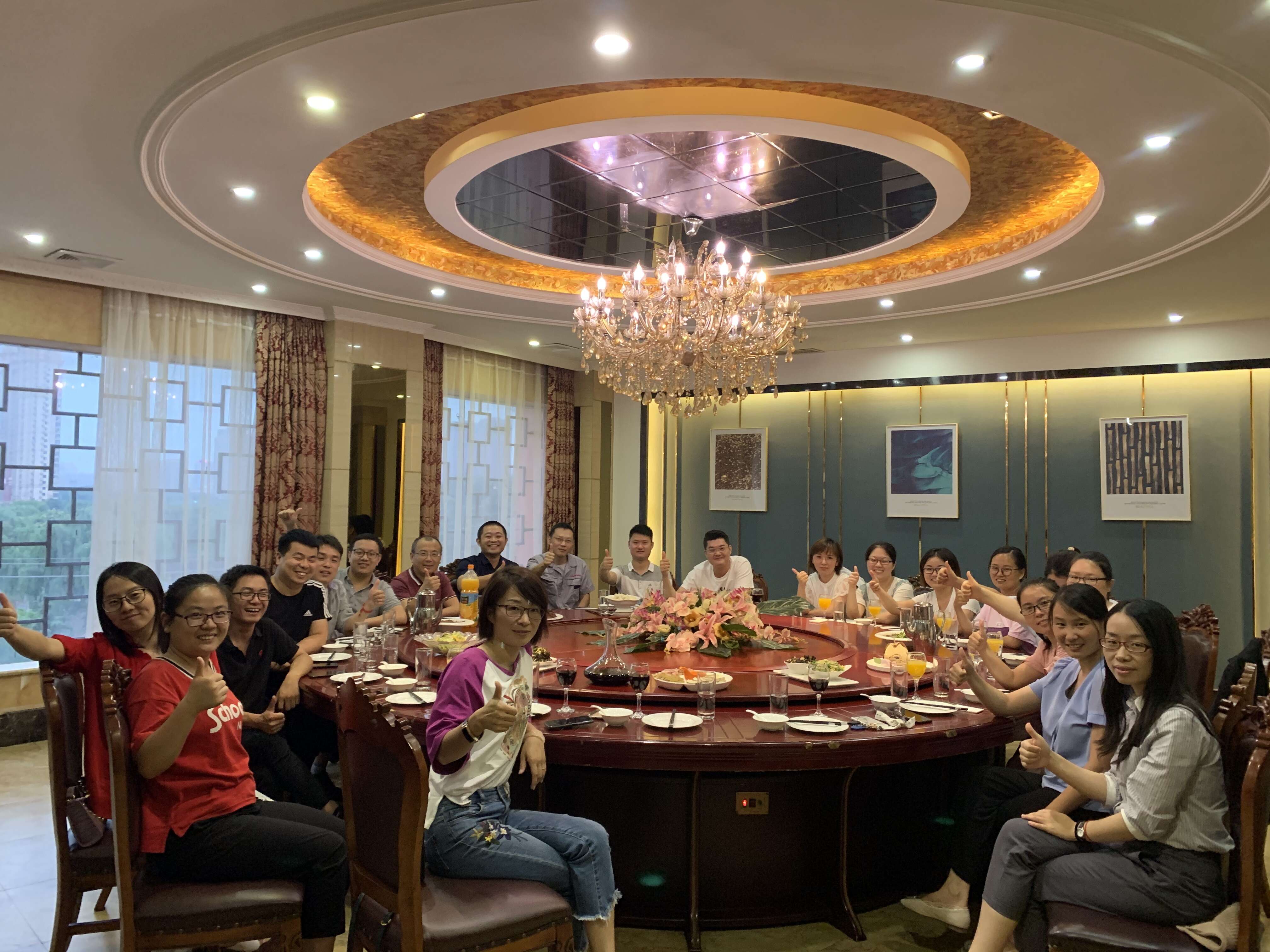 公司活動(dòng)之精英俱樂(lè)部聚餐